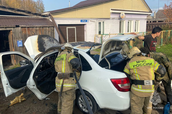 Накануне в Нижнем Тагиле сгорела легковушка