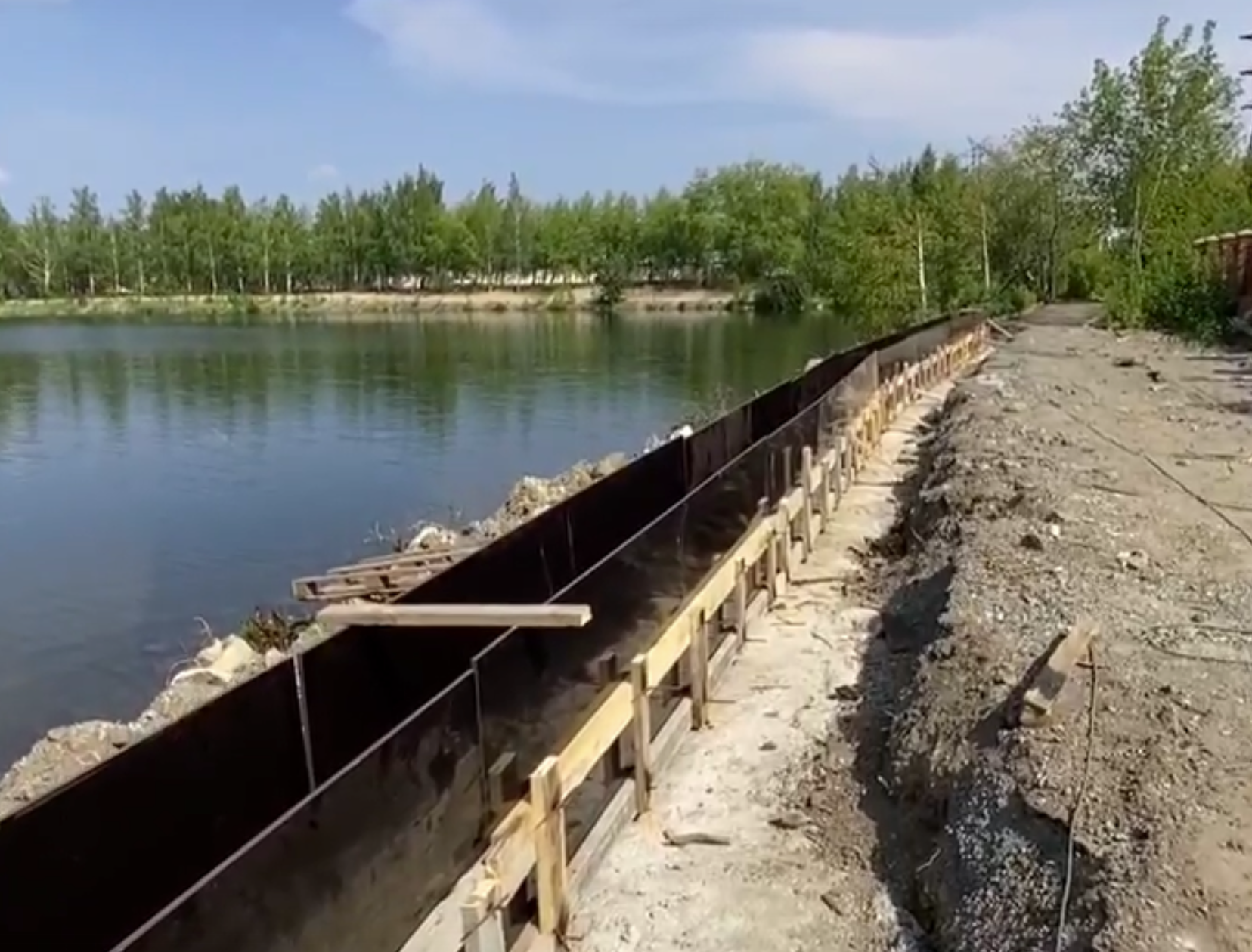 Нижне-Выйский сквер преображается