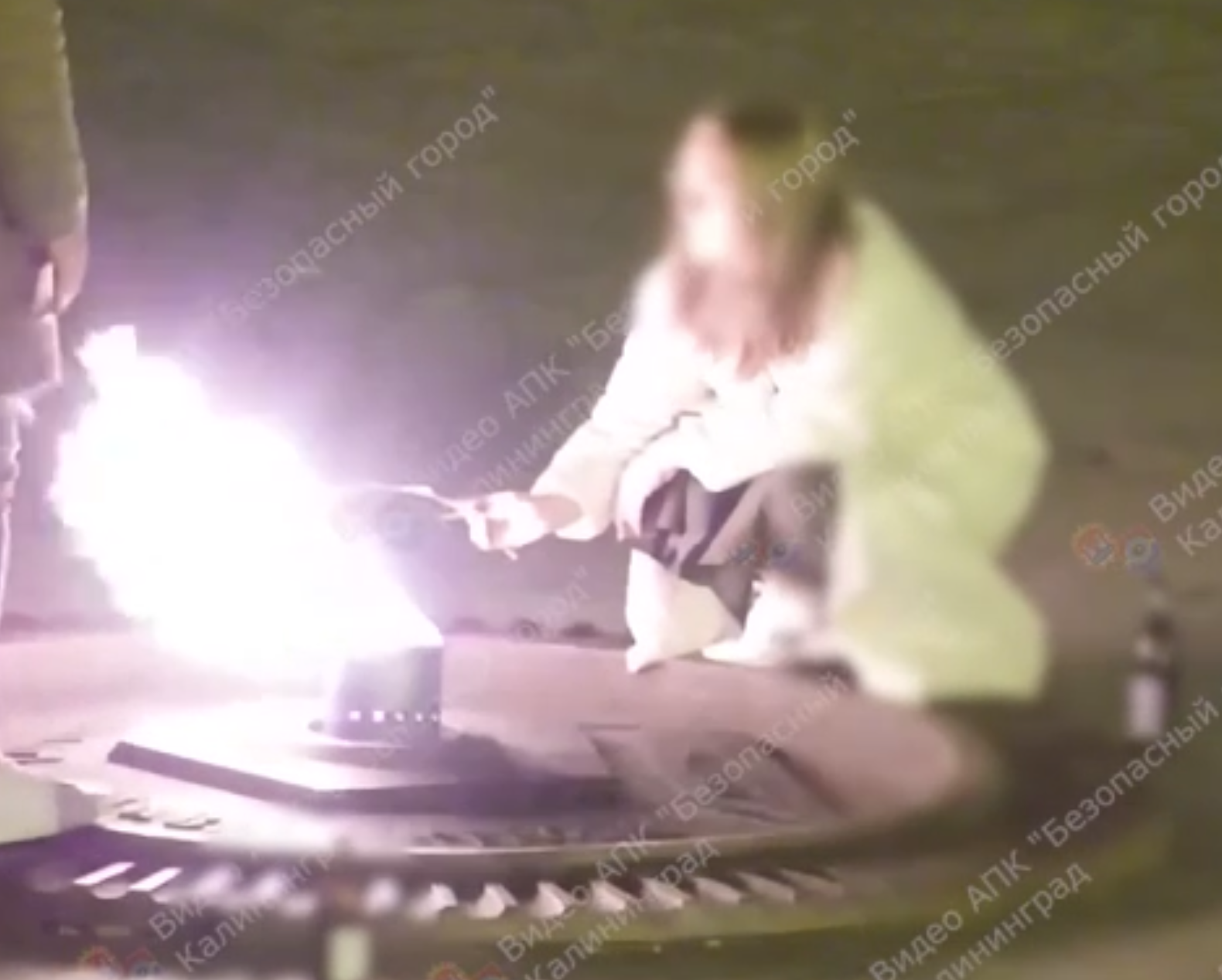 В Калининграде 38-летний екатеринбуржец и его спутница осквернили Вечный огонь