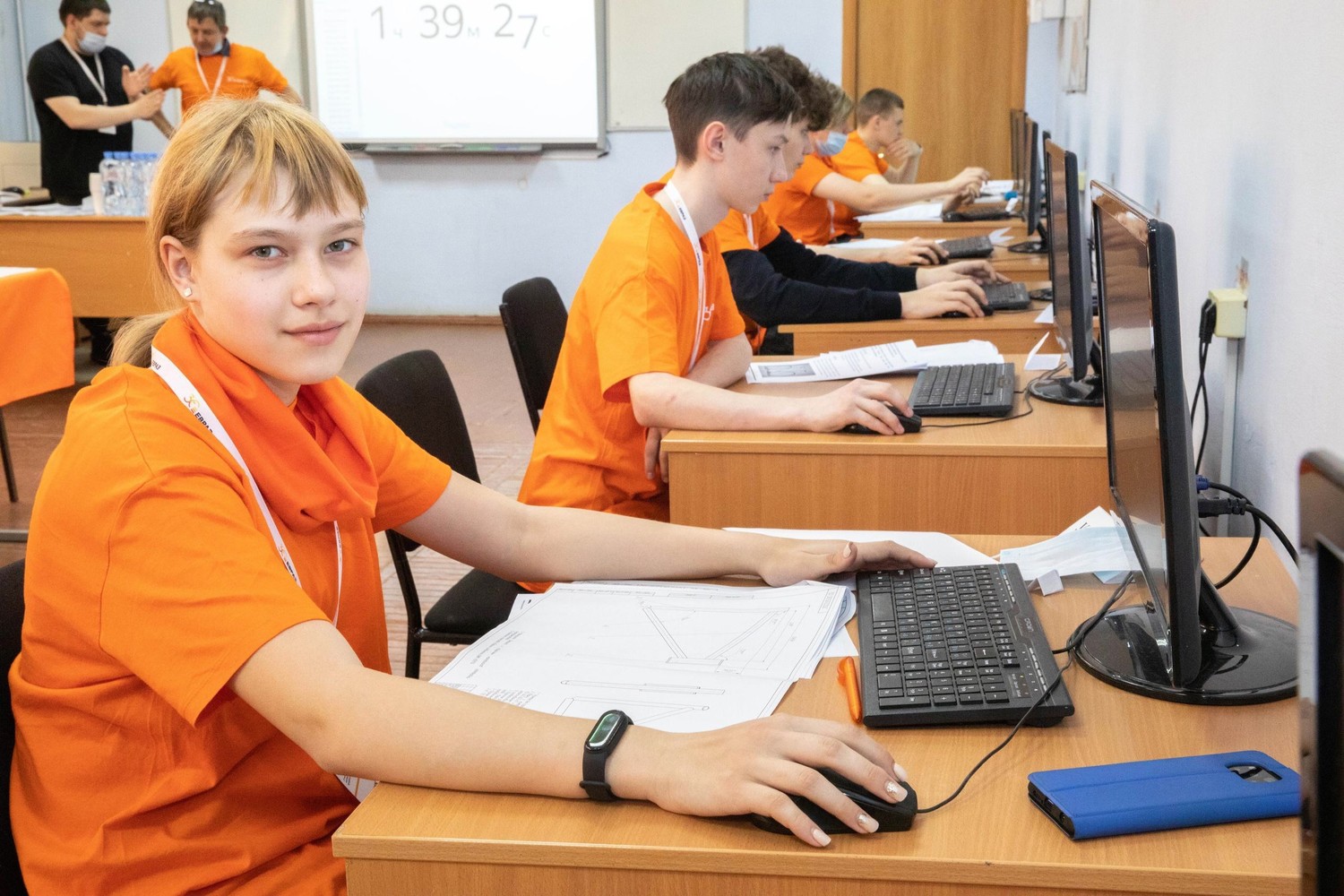 Школьники Нижнего Тагила участвуют в чемпионате ЕВРАЗа по высокотехнологичным профессиям