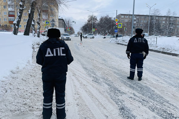 В Нижнем Тагиле ГИБДД рекомендует водителям воздержаться от поездок из-за непогоды