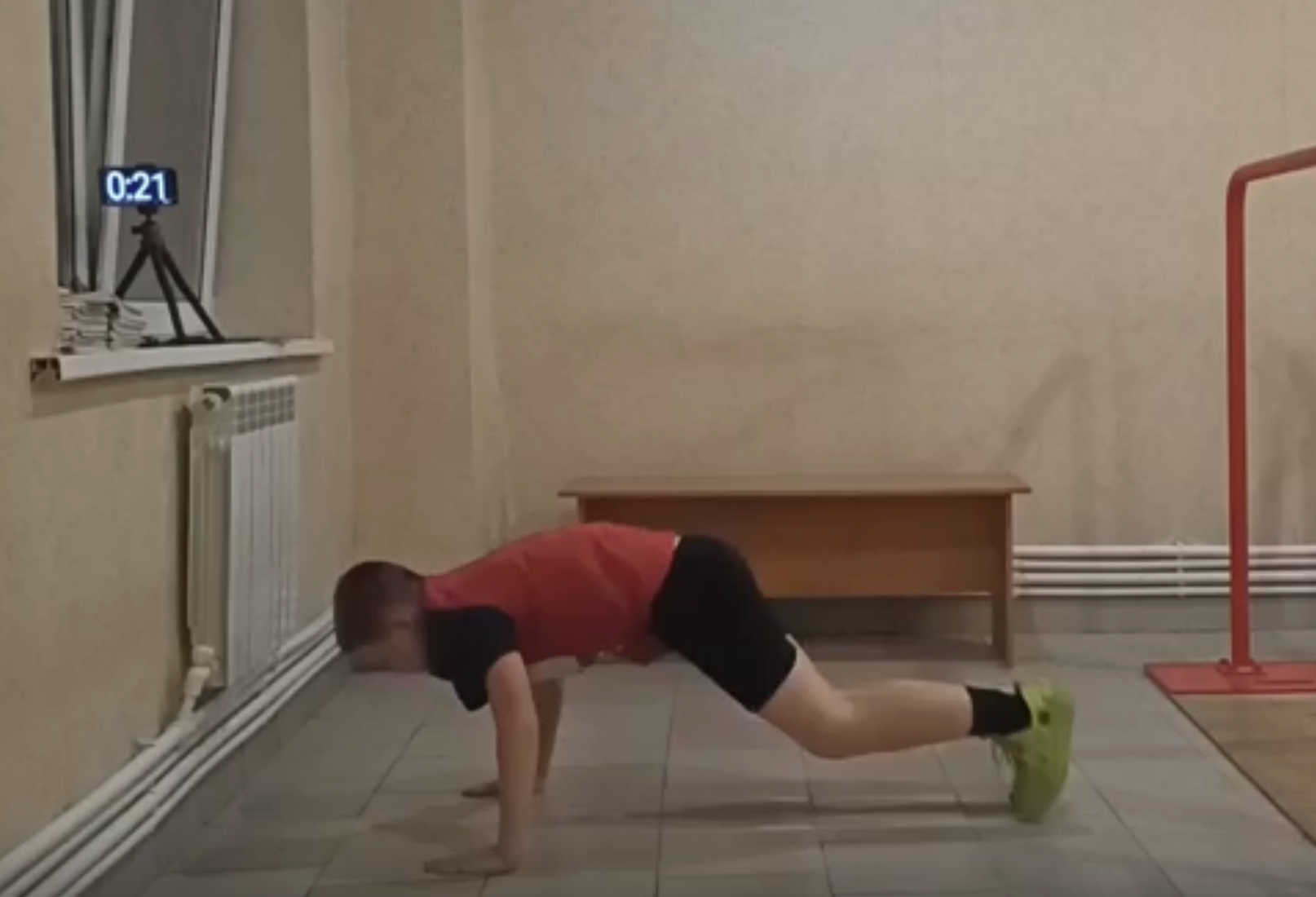 12-летний Матвей Бабайлов из Нижнего Тагила установил рекорд России в берпи