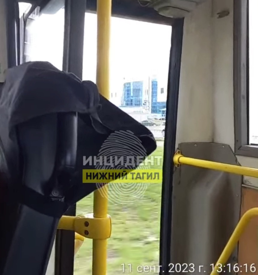 Водитель автобуса в Нижнем Тагиле прокатил пассажиров "с ветерком": началась проверка ГИБДД