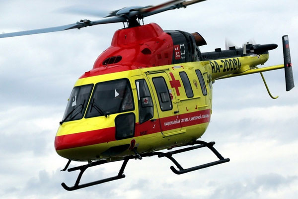 Вертолет с 6-летним пострадавшим вылетел из Нижнего Тагила в Екатеринбург | Пострадавшего в Нижнем Тагиле ребенка отправили в Екатеринбург на вертолете