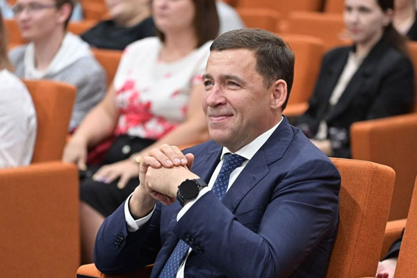 Прямая линия с губернатором Свердловской области: основные моменты и отзывы экспертов