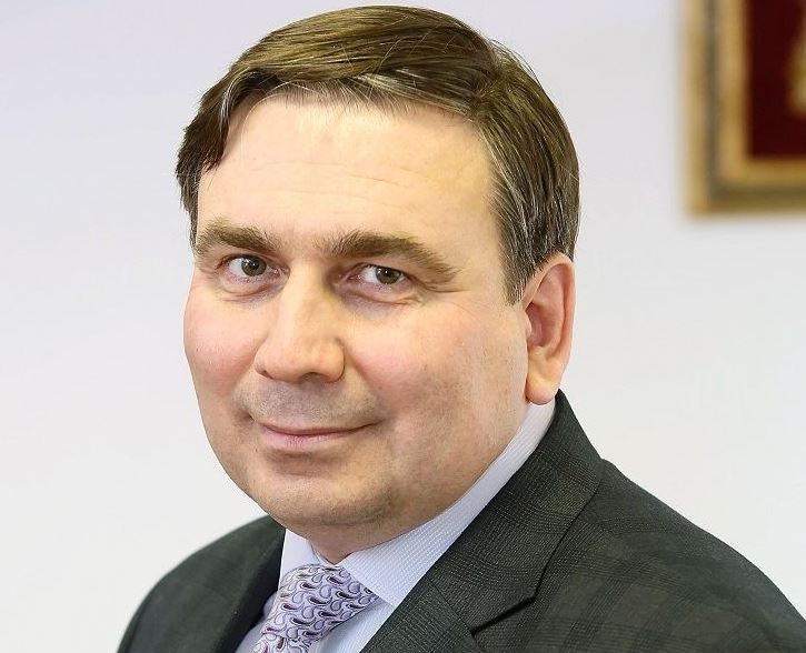 Свой пост покинул министр энергетики и ЖКХ Свердловской области | На Урале ушел в отставку министр ЖКХ Свердловской области