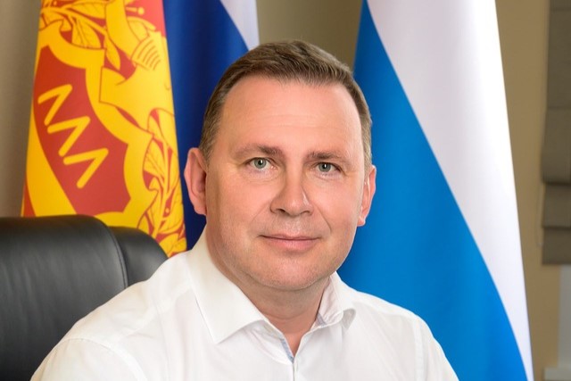 «Вы заслужили благодарность многих людей»: мэр Нижнего Тагила поздравил строителей с профессиональным праздником | Мэр Нижнего Тагила поздравил горожан с Днем строителя