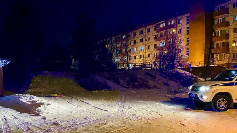 Дети помогают полиции: как на Урале ликвидируют опасные горки у дорог | В Свердловской области ликвидируют опасные для детей горки у дорог