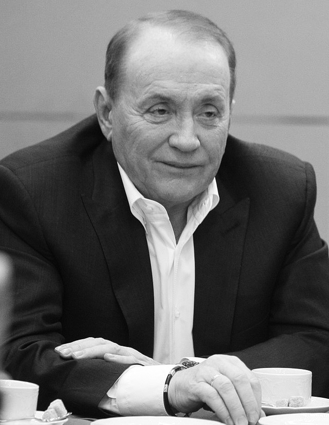 Ушел из жизни ведущий КВН Александр Масляков | Скончался бывший ведущий КВН Александр Масляков