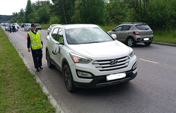 В Нижнем Тагиле в ДТП пострадал 11-летний пешеход, который переходил дорогу в неположенном месте | В Нижнем Тагиле иномарка сбила 11-летнего мальчика