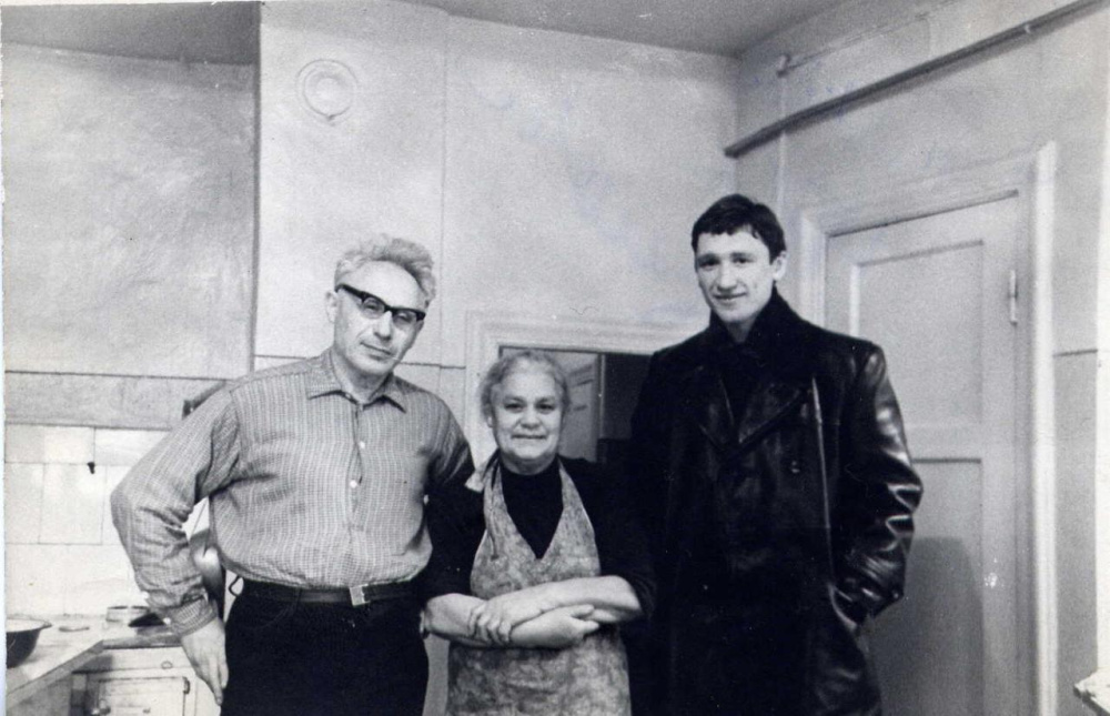 Ушел из жизни легендарный режиссер Валентин Гнеушев — уроженец Нижнего Тагила: ему было 74 года | Скончался известный режиссер и хореограф из Нижнего Тагила Валентин Гнеушев Ушел из жизни легендарный режиссер Валентин Гнеушев — уроженец Нижнего Тагила: ему было 74 года | Скончался известный режиссер и хореограф из Нижнего Тагила Валентин Гнеушев