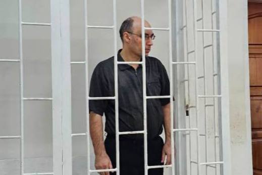 В Свердловской области суд оставил под стражей обвиняемого в жестоком убийстве тагильчанки и ее сына  | На Урале срок содержания под стражей продлили обвиняемому в убийстве женщины и ее ребенка