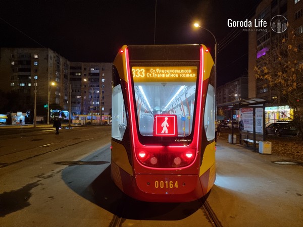 Жители Тагила массово пересаживаются на трамваи