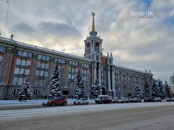 Прокурор и ОГИБДД выявили нарушения в уборке улиц от снега в Екатеринбурге
