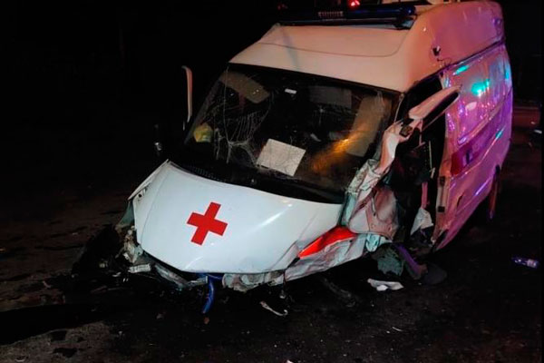 В Нижнем Тагиле в ДТП со скорой помощью погибло 5 человек, в том числе 2 несовершеннолетних и фельдшер. Прокуратура начала проверку