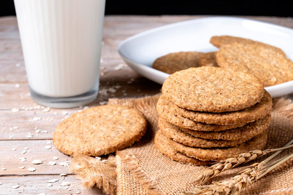 Чашка молока на окно: как умилостивить Деда Мороза и что строго запрещено делать 17 декабря | Православные 17 декабря отмечали Варварин день