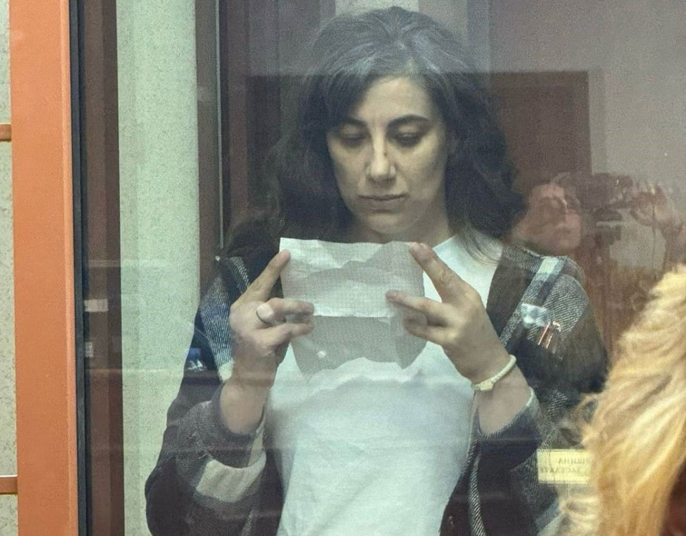 Начала жизнь с белого листа: опекунша, убившая 5-летнего Далера, стала швеей в тагильской колонии | Опекунша, убившая 5-летнего Далера, стала швеей в тагильской колонии