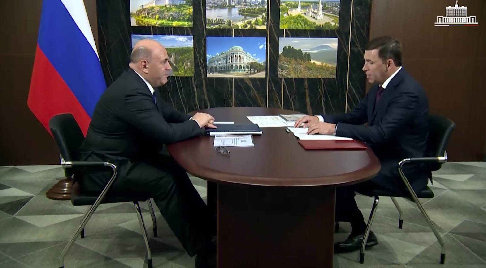 Михаил Мишустин встретился с губернатором Свердловской области Евгением Куйвашевым Михаил Мишустин встретился с губернатором Свердловской области Евгением Куйвашевым