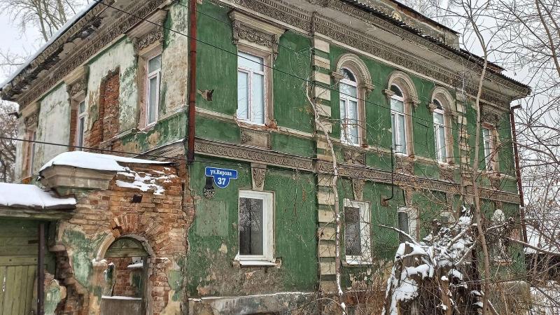 В Нижнем Тагиле отреставрируют историческое здание, где проживал писатель Дмитрий Мамин-Сибиряк  | В Нижнем Тагиле начали реставрацию дома, где проживал Мамин-Сибиряк