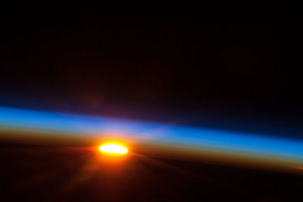 На Земле происходит самая мощная за последние 20 лет магнитная буря | На Земле происходит самая мощная за последние 20 лет магнитная буря