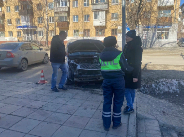 Ученица автошколы в Нижнем Тагиле перепутала педали и сбила пенсионерку