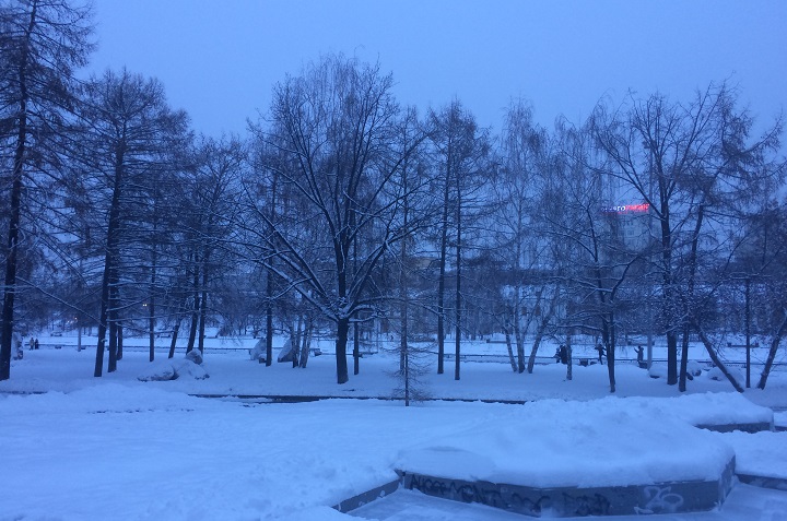 В Екатеринбург вернулись морозы и снегопады В Екатеринбург вернулись морозы и снегопады