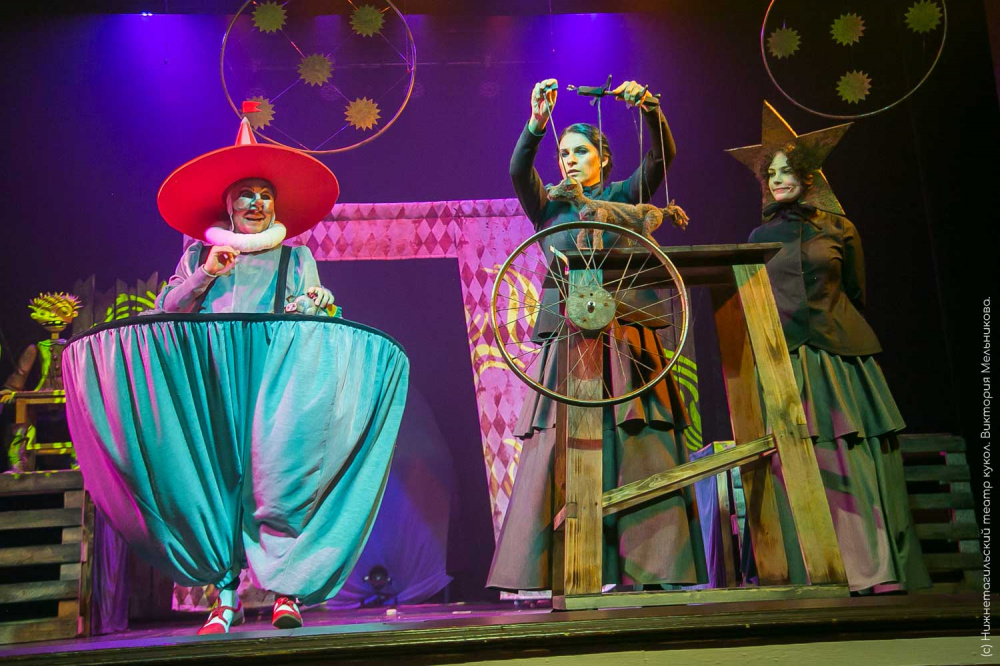 В Нижнем Тагиле к юбилею Чехова зрителям покажут спектакль по произведению «Каштанка» | На Урале к юбилею Чехова театр кукол поставил «Каштанку»