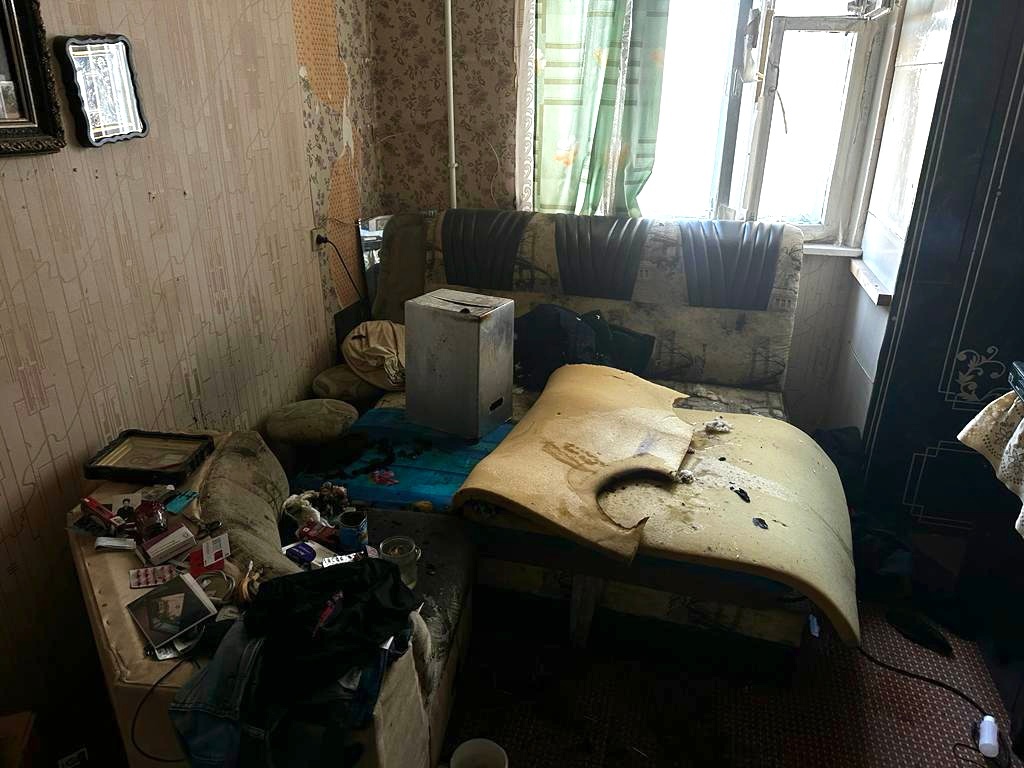 Курение в квартирах и на балконах: причина возникновения пожаров в многоквартирных домах