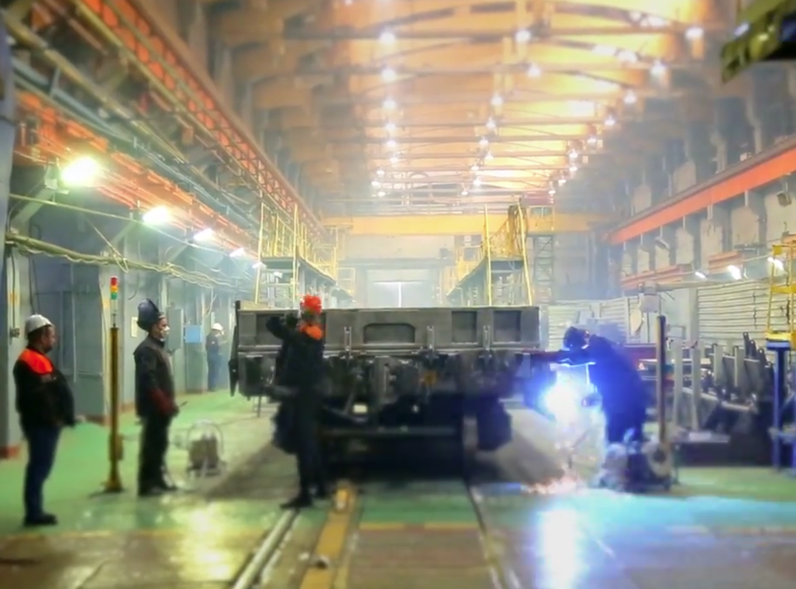 Бывший сотрудник Уралвагонзавода получил 1,5 млн рублей компенсации за травму ноги