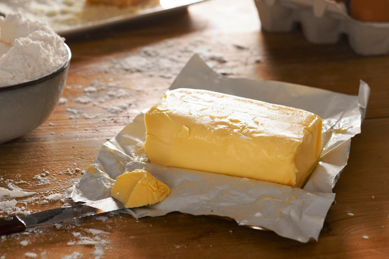 В Свердловской области выявили сливочное масло сомнительного качества | На Урале детей в оздоровительных лагерях кормили маслом сомнительного качества