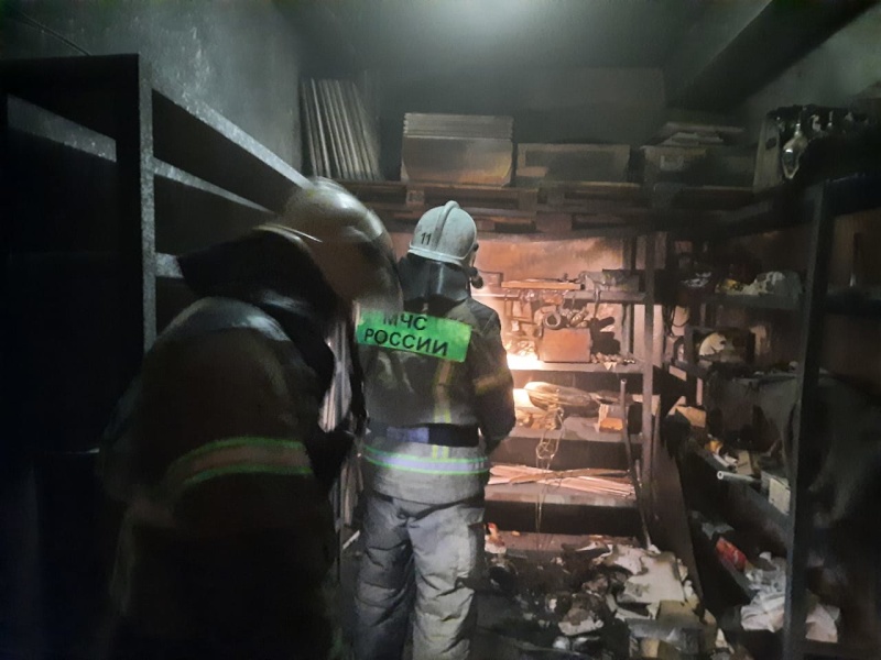 В Нижнем Тагиле в бывшем здании «Тагилбанка» произошел пожар