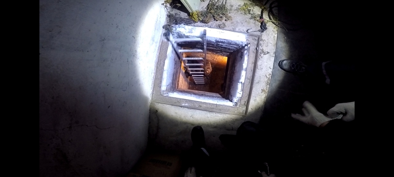 Нижнетагильские спасатели вызволили женщину из овощной ямы