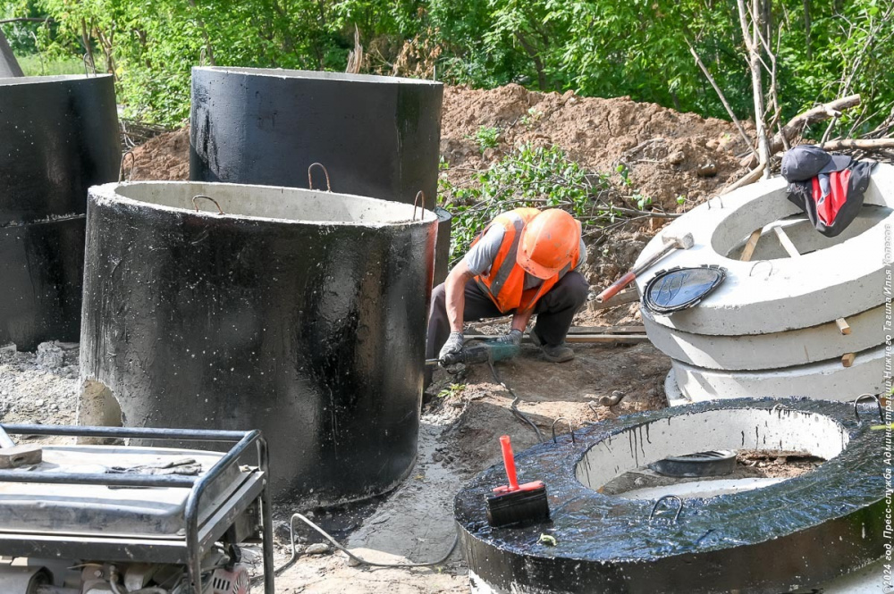 Спустя 10 лет в Нижнем Тагиле проложат канализацию | В Уральском микрорайоне спустя годы проложат канализацию