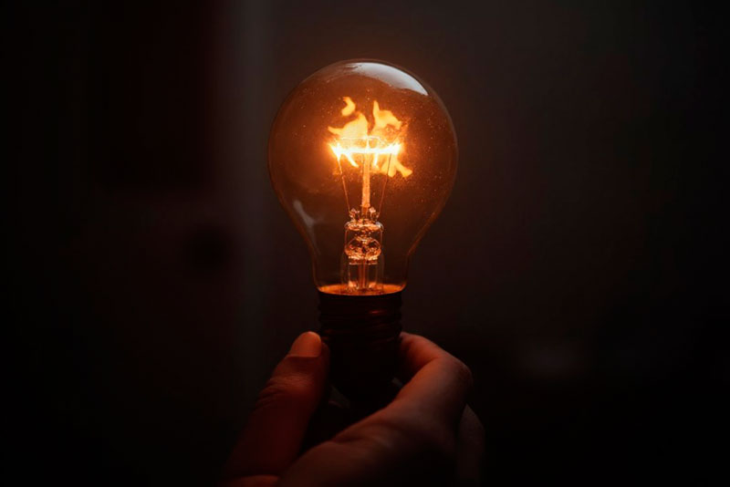 Электричество в Свердловской области подорожает на 11%: новые тарифы с октября 2026 года | Электричество в Свердловской области подорожает на 11%