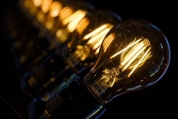 Под Нижним Тагилом неправильно хранили ядовитые лампы | Опасные лампы нашла нижнетагильская прокуратора