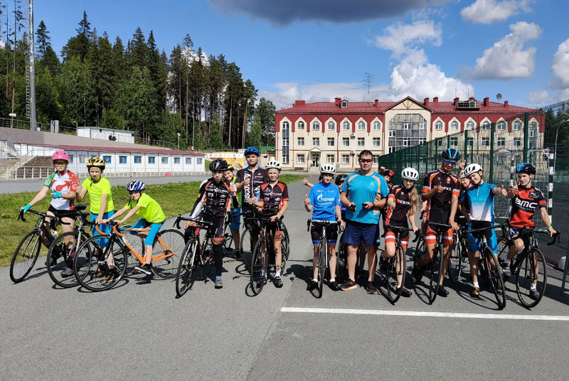 На горе Долгой в Нижнем Тагиле прошёл чемпионат спортсменов с ОВЗ | Поддержка и дружба: как прошёл велозаезд в школе имени Лысовой в Нижнем Тагиле