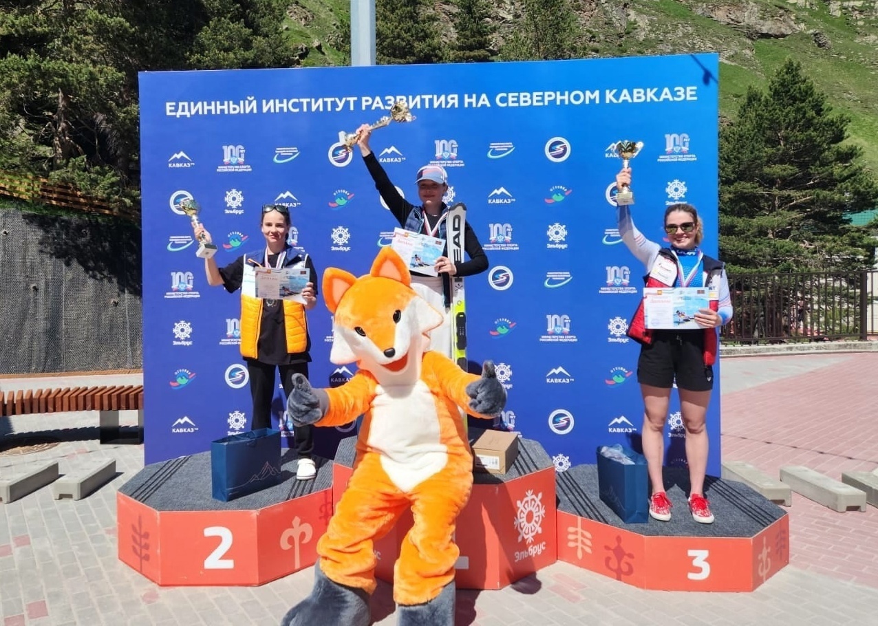 Тагильская горнолыжница стала двукратной медалисткой всероссийских соревнований на Эльбрусе