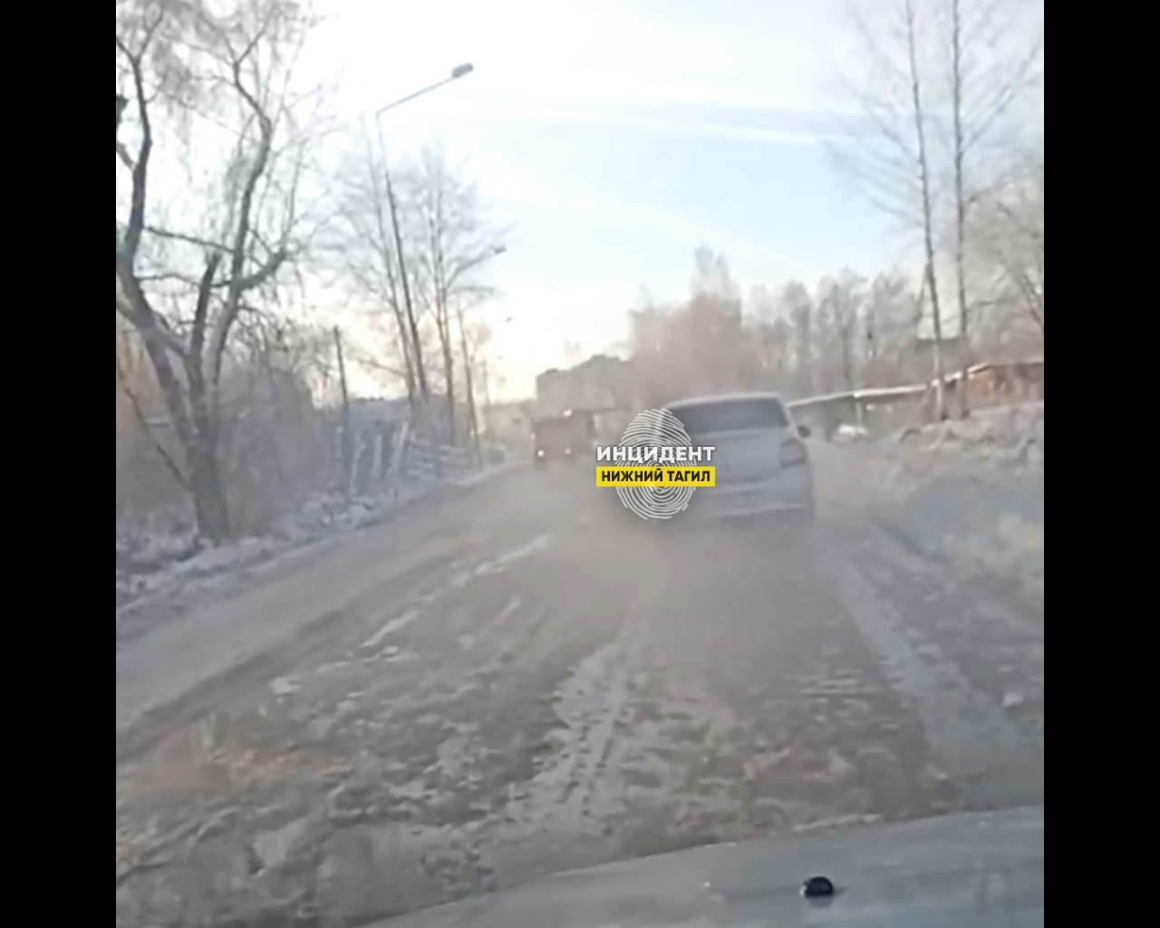 В Нижнем Тагиле дорогу залило кипятком