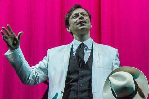 В Нижнем Тагиле работник драматического театра получил высокую государственную награду | На Урале художественного руководителя театра отметили высокой наградой 