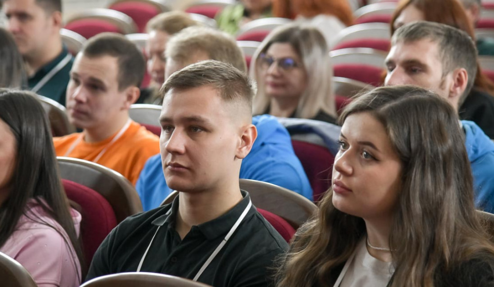 «Молодые профессионалы»: в Нижнем Тагиле стартовал форум работающей молодежи с участием 11 предприятий | В Нижнем Тагиле открылся форум работающей молодежи