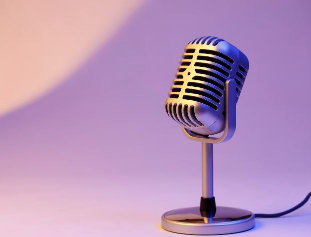 В выходные в Нижнем Тагиле выступит заслуженный артист России Евгений Дятлов | На Урале в выходные на новой площадке пройдет Окуджавский фестиваль