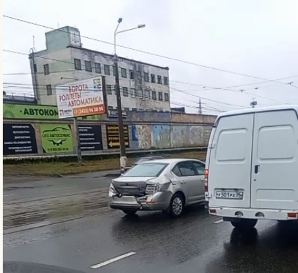 В Нижнем Тагиле водитель пассажирского автобуса устроил ДТП