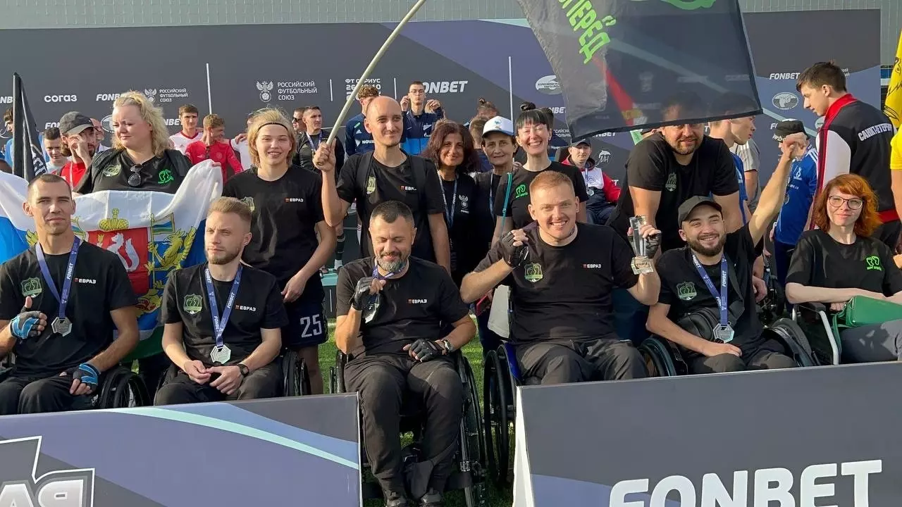 Инвалиды из Тагила победили в российском футболе на колясках