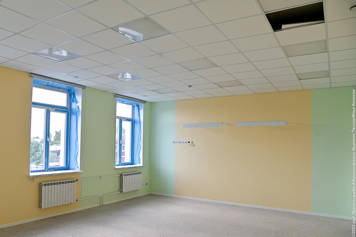 Строители завершают чистовую отделку в школе №48 в Нижнем Тагиле