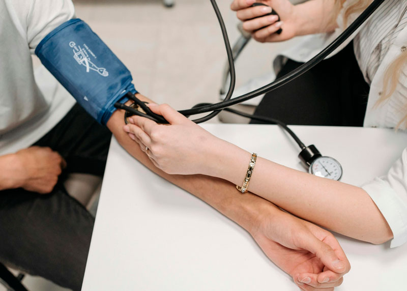 Жителей одного из микрорайонов в Нижнем Тагиле ждут на бесплатное обследование  | На Урале мобильная поликлиника приедет к тагильчанам