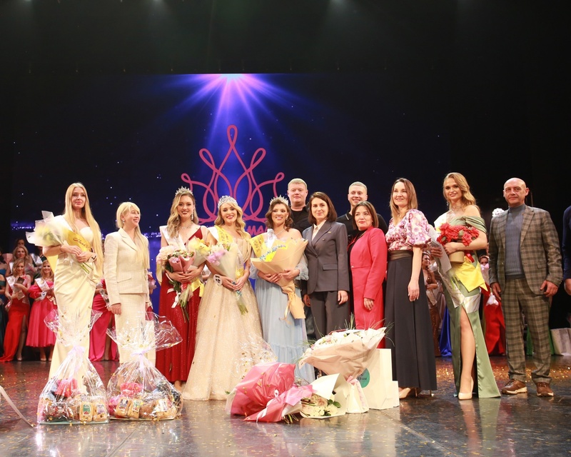 В Екатеринбурге выбрали главную маму | В столице Урала прошел конкурс «Главная мама Екатеринбурга»