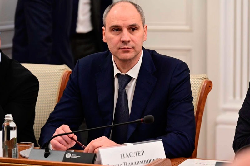 Канал в Max создали все губернаторы, кроме Дениса Паслера и еще двух глав регионов  | Губернаторы создают каналы в Max: Паслер и ещё два региона пока в стороне