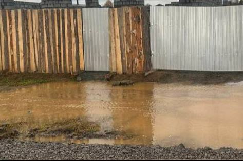 В Нижнем Тагиле пивзавод затопил жителей микрорайона Пырловка | На Урале случилась авария на сетях завода по производству пива В Нижнем Тагиле пивзавод затопил жителей микрорайона Пырловка | На Урале случилась авария на сетях завода по производству пива