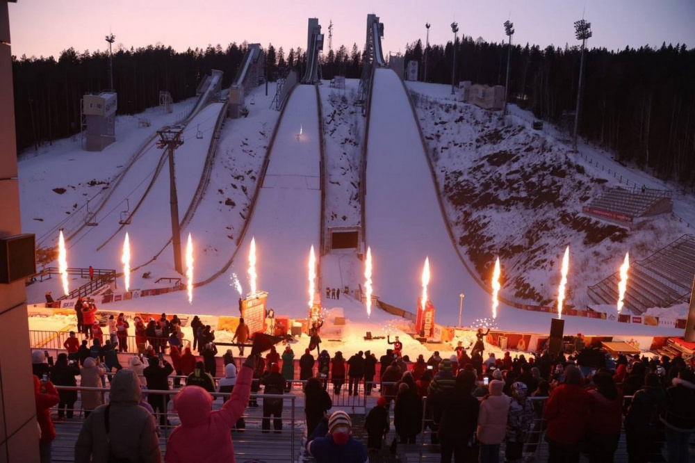 В Нижнем Тагиле завершились соревнования лыжников: тагильчанка получила специальный приз | Уральская лыжница показала самый техничный прыжок на международных соревнованиях В Нижнем Тагиле завершились соревнования лыжников: тагильчанка получила специальный приз | Уральская лыжница показала самый техничный прыжок на международных соревнованиях