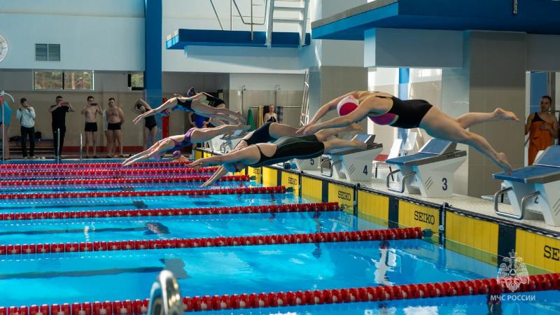 Тагильчане блеснули на соревнованиях МЧС: представители 9-го пожарно-спасательного отряда привезли бронзу | Спасатели Нижнего Тагила завоевали медали на соревнованиях по плаванию Тагильчане блеснули на соревнованиях МЧС: представители 9-го пожарно-спасательного отряда привезли бронзу | Спасатели Нижнего Тагила завоевали медали на соревнованиях по плаванию